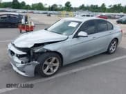 ✅ 2014 BMW 3 Series 320i • VIN: WBA3B1G50ENN90626 • Лот: 42871581. Опубликован ранее на IAAI с пробегом 182 455 миль. Бесплатный доступ к архиву аукционных продаж из США и подробный отчёт об истории автомобиля на DreamBid. Изображение 2.