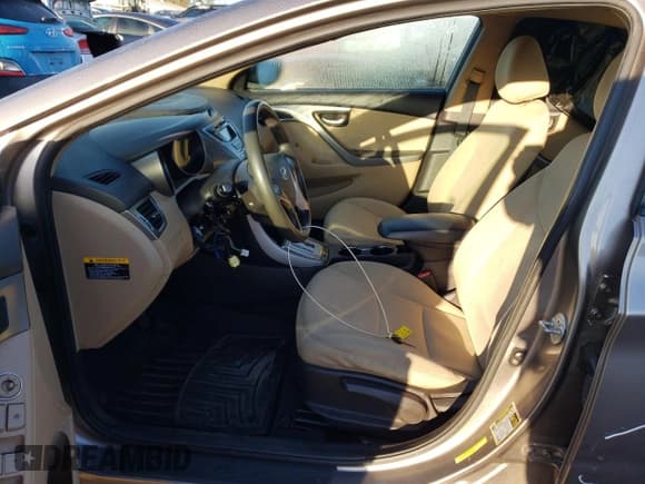 ✅ 2011 Hyundai Elantra Limited • VIN: 5NPDH4AE1BH040959 • Lot: 84247285. Listed on Copart with 122,020 mi. Free auction sales archive from the USA and detailed vehicle history report at DreamBid. Image 7.