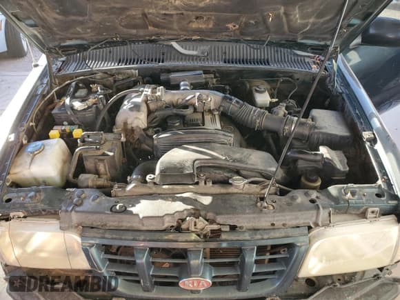 ✅ 2000 Kia Sportage • VIN: KNDJA7233Y5685837 • Лот: 84903554. Опубликован ранее на Copart с пробегом 135 781 миль. Бесплатный доступ к архиву аукционных продаж из США и подробный отчёт об истории автомобиля на DreamBid. Изображение 11.