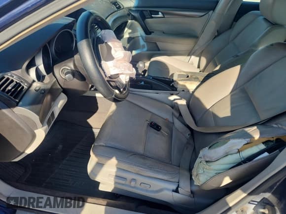 ✅ 2013 Acura TL • VIN: 19UUA8F20DA000829 • Лот: 82651155. Опубликован ранее на Copart с пробегом 152 383 миль. Бесплатный доступ к архиву аукционных продаж из США и подробный отчёт об истории автомобиля на DreamBid. Изображение 7.