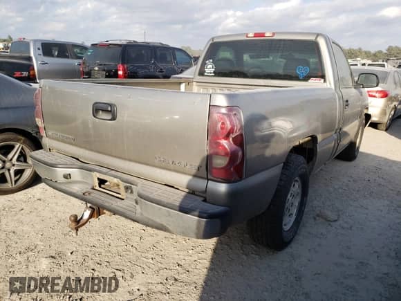 2003 Chevrolet Silverado 1500 Work Truck с VIN 1GCEC14V23Z145744, выставлен на аукционе Copart как лот 31887491 с пробегом 180 138 миль миль и Списание • Salvage title. История ставок и продаж доступна на DreamBid. Изображение 4.