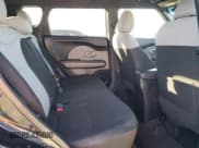 ✅ 2014 Kia Soul • VIN: KNDJN2A20E7085504 • Лот: 87430315. Опубликован ранее на Copart с пробегом 98 192 миль. Бесплатный доступ к архиву аукционных продаж из США и подробный отчёт об истории автомобиля на DreamBid. Изображение 11.