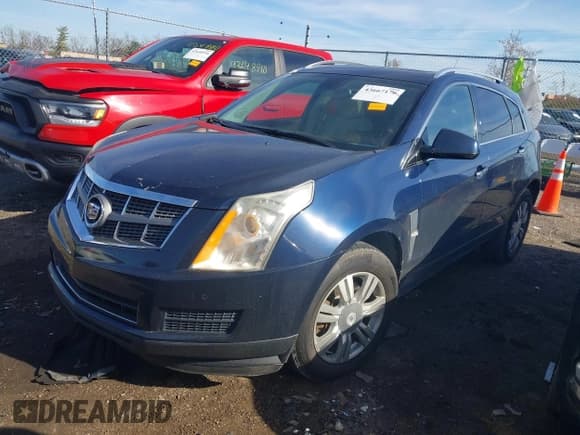 ✅ 2010 Cadillac SRX Luxury Collection • VIN: 3GYFNAEY7AS602043 • Lot: 43667170. Wystawiony na IAAI z przebiegiem 195 596 mil. Bezpłatny archiwum sprzedaży aukcyjnych z USA i szczegółowy raport historii pojazdu na DreamBid. Zdjęcie 17.