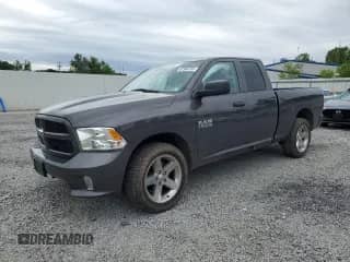 2018 Ram 1500 Express z VIN 1C6RR7FG7JS210053, wystawiony jako Copart lot #61964735 z przebiegiem 101 548 mil mil oraz Nie do naprawy • Non repairable. Historia ofert i sprzedaży dostępna na DreamBid. Obrazek 1.