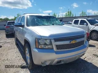 ✅ 2014 Chevrolet Suburban LTZ • VIN: 1GNSKKE7XER140250 • Lot: 42171920. Wystawiony na IAAI z przebiegiem 247 164 mil. Bezpłatny archiwum sprzedaży aukcyjnych z USA i szczegółowy raport historii pojazdu na DreamBid. Zdjęcie 1.