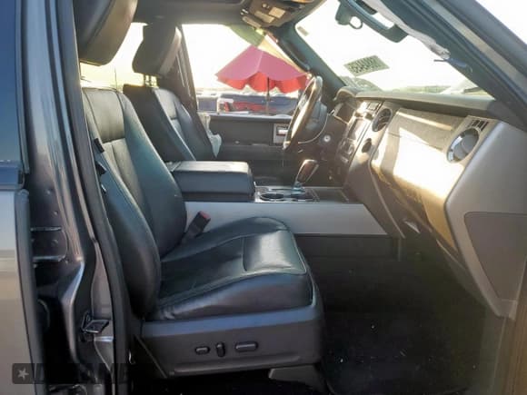 ✅ 2010 Ford Expedition Max Limited • VIN: 1FMJK1K57AEA54070 • Lot: 68849495. Listed on Copart with 243,265 mi. Free auction sales archive from the USA and detailed vehicle history report at DreamBid. Image 7.