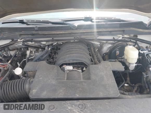 ✅ 2015 GMC Sierra 1500 SLT • VIN: 3GTU2VEC5FG136592 • Lot: 42375904. Listed on IAAI with 183,413 mi. Free auction sales archive from the USA and detailed vehicle history report at DreamBid. Image 10.