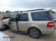 ✅ 2017 Ford Expedition XLT • VIN: 1FMJU1HT9HEA23638 • Lot: 42130179. Wystawiony na IAAI z przebiegiem Nie podano. Bezpłatny archiwum sprzedaży aukcyjnych z USA i szczegółowy raport historii pojazdu na DreamBid. Zdjęcie 14.