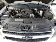 ✅ 2009 Chevrolet Suburban 1LT • VIN: 1GNFK263X9R168049 • Lot: 77641734. Wystawiony na Copart z przebiegiem 158 663 mil. Bezpłatny archiwum sprzedaży aukcyjnych z USA i szczegółowy raport historii pojazdu na DreamBid. Zdjęcie 12.