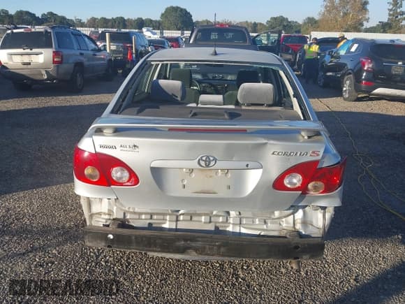 ✅ 2007 Toyota Corolla LE • VIN: 1NXBR32E67Z822082 • Lot: 43655678. Listed on IAAI with 148,128 mi. Free auction sales archive from the USA and detailed vehicle history report at DreamBid. Image 6.