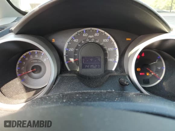 ✅ 2010 Honda Fit Sport • VIN: JHMGE8H61AS024559 • Lot: 80703055. Wystawiony na Copart z przebiegiem 141 527 mil. Bezpłatny archiwum sprzedaży aukcyjnych z USA i szczegółowy raport historii pojazdu na DreamBid. Zdjęcie 9.