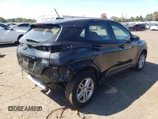 ✅ 2018 Hyundai Kona SE • VIN: KM8K1CAA6JU112662 • Лот: 66392313. Опубликован ранее на Copart с пробегом 65 938 миль. Бесплатный доступ к архиву аукционных продаж из США и подробный отчёт об истории автомобиля на DreamBid. Изображение 3.