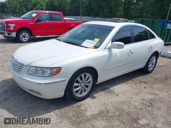 2007 Hyundai Azera SE с VIN KMHFC46F07A176082, выставлен на аукционе IAAI как лот 42163164 с пробегом 146 021 миль миль и . История ставок и продаж доступна на DreamBid. Изображение 18.