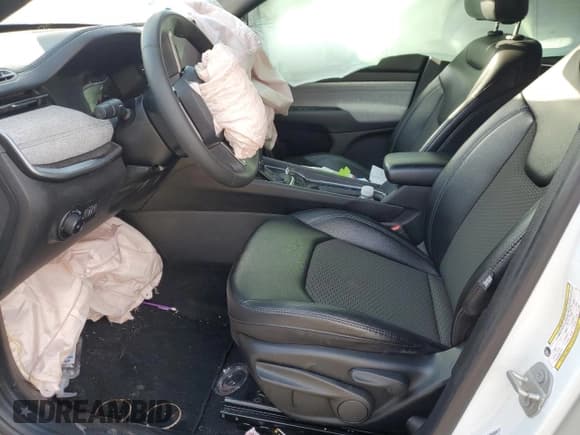 ✅ 2023 Jeep Compass Latitude • VIN: 3C4NJDBNXPT561838 • Лот: 92513025. Опубликован ранее на Copart с пробегом 47 061 миль. Бесплатный доступ к архиву аукционных продаж из США и подробный отчёт об истории автомобиля на DreamBid. Изображение 7.