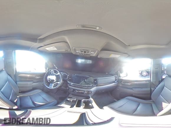 ✅ 2022 Chevrolet Silverado 1500 LT Trail Boss • VIN: 3GCUDFET2NG566112 • Lot: 56796405. Wystawiony na Copart z przebiegiem 27 750 mil. Bezpłatny archiwum sprzedaży aukcyjnych z USA i szczegółowy raport historii pojazdu na DreamBid. Zdjęcie 14.