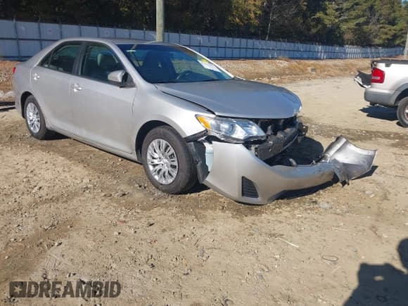 ✅ 2013 Toyota Camry L • VIN: 4T1BF1FK1DU240299 • Лот: 43516903. Опубликован ранее на IAAI с пробегом 206 878 миль. Бесплатный доступ к архиву аукционных продаж из США и подробный отчёт об истории автомобиля на DreamBid. Изображение 1.