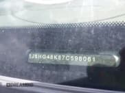 ✅ 2007 Jeep Commander Sport • VIN: 1J8HG48K87C598061 • Лот: 42809400. Опубликован ранее на IAAI с пробегом 200 961 миль. Бесплатный доступ к архиву аукционных продаж из США и подробный отчёт об истории автомобиля на DreamBid. Изображение 9.