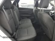 ✅ 2022 Hyundai Tucson SE • VIN: 5NMJACAE8NH082810 • Lot: 47310793. Wystawiony na Copart z przebiegiem 18 369 mil. Bezpłatny archiwum sprzedaży aukcyjnych z USA i szczegółowy raport historii pojazdu na DreamBid. Zdjęcie 11.