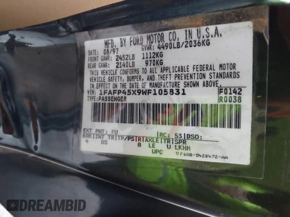 ✅ 1998 Ford Mustang GT • VIN: 1FAFP45X9WF105831 • Lot: 41891002. Wystawiony na IAAI z przebiegiem 80 381 mil. Bezpłatny archiwum sprzedaży aukcyjnych z USA i szczegółowy raport historii pojazdu na DreamBid. Zdjęcie 9.