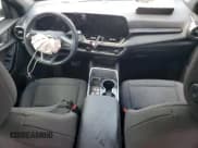 ✅ 2025 Chevrolet Equinox AWD LT • VIN: 3GNAXPEG8SL170151 • Lot: 66394105. Wystawiony na Copart z przebiegiem 16 377 mil. Bezpłatny archiwum sprzedaży aukcyjnych z USA i szczegółowy raport historii pojazdu na DreamBid. Zdjęcie 8.