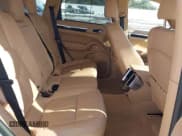 ✅ 2014 Porsche Cayenne • VIN: WP1AA2A2XELA95734 • Лот: 41583908. Опубликован ранее на IAAI с пробегом 95 751 миль. Бесплатный доступ к архиву аукционных продаж из США и подробный отчёт об истории автомобиля на DreamBid. Изображение 8.