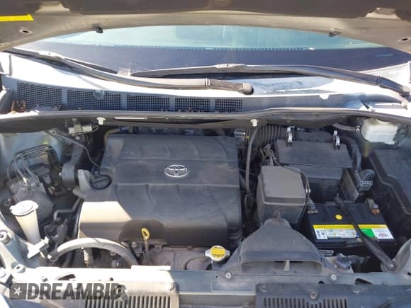 ✅ 2014 Toyota Sienna LE • VIN: 5TDKK3DC5ES458775 • Lot: 43588211. Listed on IAAI with 72,262 mi. Free auction sales archive from the USA and detailed vehicle history report at DreamBid. Image 10.