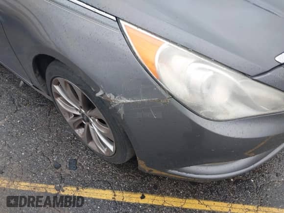 2012 Hyundai Sonata SE with VIN 5NPEC4AB8CH501875, listed as a IAAI auction lot 43455811 with 219,934 mi miles and . Bid and sale history available at DreamBid. Image 6.