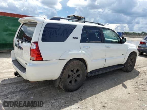 ✅ 2008 Toyota 4Runner SR5 • VIN: JTEZU14R18K003589 • Lot: 80225695. Wystawiony na Copart z przebiegiem 272 789 mil. Bezpłatny archiwum sprzedaży aukcyjnych z USA i szczegółowy raport historii pojazdu na DreamBid. Zdjęcie 3.