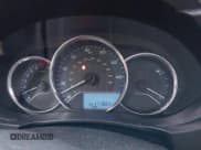 ✅ 2015 Toyota Corolla S Plus • VIN: 2T1BURHE6FC390845 • Lot: 43659474. Wystawiony na IAAI z przebiegiem 171 864 mil. Bezpłatny archiwum sprzedaży aukcyjnych z USA i szczegółowy raport historii pojazdu na DreamBid. Zdjęcie 7.