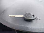 ✅ 2013 Toyota Highlander SE • VIN: 5TDZK3EH0DS104847 • Lot: 43403741. Listed on IAAI with 215,875 mi. Free auction sales archive from the USA and detailed vehicle history report at DreamBid. Image 11.