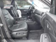 ✅ 2017 Honda Pilot EX-L • VIN: 5FNYF6H52HB024950 • Lot: 42051084. Listed on IAAI with Not provided. Free auction sales archive from the USA and detailed vehicle history report at DreamBid. Image 5.