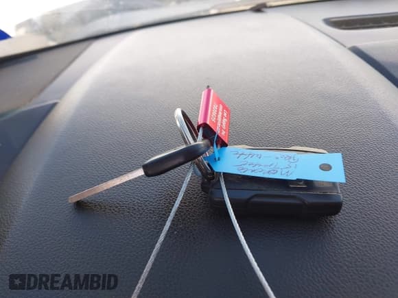 ✅ 2015 Chevrolet Tahoe Commercial • VIN: 1GNLC2EC8FR255526 • Lot: 42538320. Listed on IAAI with 165,502 mi. Free auction sales archive from the USA and detailed vehicle history report at DreamBid. Image 11.