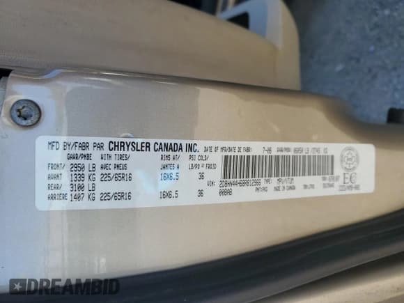 ✅ 2008 Dodge Grand Caravan SE • VIN: 2D8HN44H68R812966 • Lot: 70641565. Wystawiony na Copart z przebiegiem 234 114 mil. Bezpłatny archiwum sprzedaży aukcyjnych z USA i szczegółowy raport historii pojazdu na DreamBid. Zdjęcie 13.