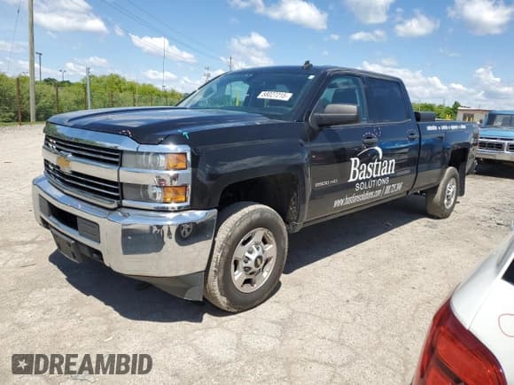 ✅ 2015 Chevrolet Silverado 2500HD LT • VIN: 1GC1KVEG2FF108112 • Lot: 58027215. Wystawiony na Copart z przebiegiem 167 370 mil. Bezpłatny archiwum sprzedaży aukcyjnych z USA i szczegółowy raport historii pojazdu na DreamBid. Zdjęcie 1.