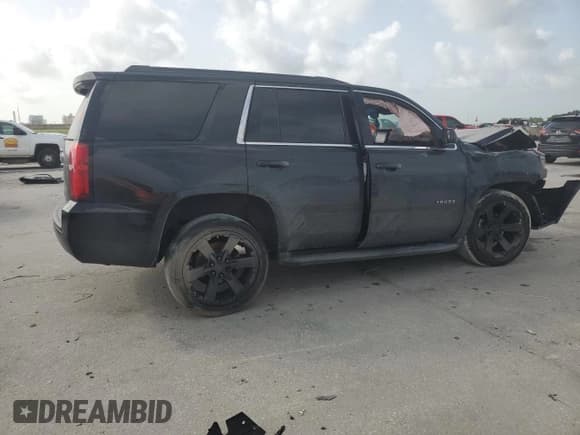 ✅ 2019 Chevrolet Tahoe LS • VIN: 1GNSCAKC3KR167455 • Lot: 63052625. Wystawiony na Copart z przebiegiem Nie podano. Bezpłatny archiwum sprzedaży aukcyjnych z USA i szczegółowy raport historii pojazdu na DreamBid. Zdjęcie 3.