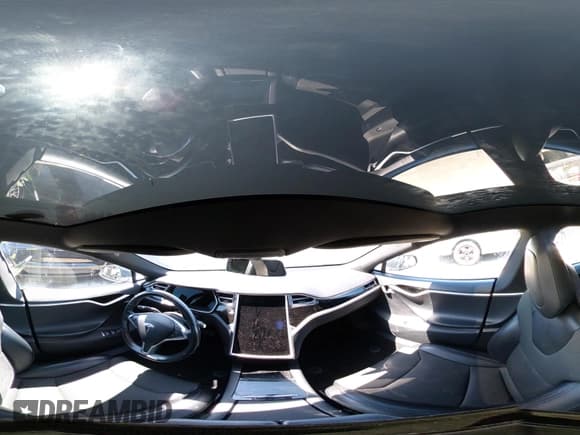 ✅ 2017 Tesla Model S 60 • VIN: 5YJSA1E15HF228506 • Lot: 42303842. Wystawiony na IAAI z przebiegiem 84 812 mil. Bezpłatny archiwum sprzedaży aukcyjnych z USA i szczegółowy raport historii pojazdu na DreamBid. Zdjęcie 21.