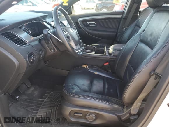 ✅ 2015 Ford Taurus SEL • VIN: 1FAHP2E83FG192108 • Lot: 82410495. Wystawiony na Copart z przebiegiem 73 912 mil. Bezpłatny archiwum sprzedaży aukcyjnych z USA i szczegółowy raport historii pojazdu na DreamBid. Zdjęcie 7.