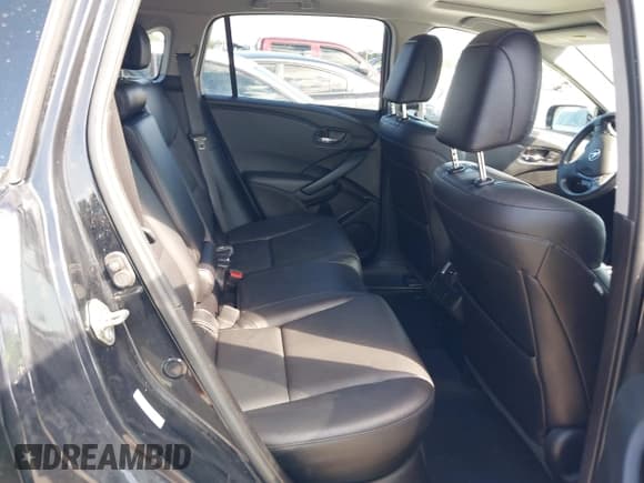 ✅ 2018 Acura RDX • VIN: 5J8TB4H36JL001412 • Лот: 43269141. Опубликован ранее на IAAI с пробегом 109 232 миль. Бесплатный доступ к архиву аукционных продаж из США и подробный отчёт об истории автомобиля на DreamBid. Изображение 8.