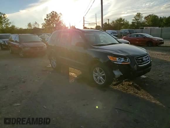 2010 Hyundai Santa Fe SE с VIN 5NMSHDAGXAH354520, выставлен на аукционе Copart как лот 74907434 с пробегом 251 936 миль миль и Списание • Salvage title. История ставок и продаж доступна на DreamBid. Изображение 12.