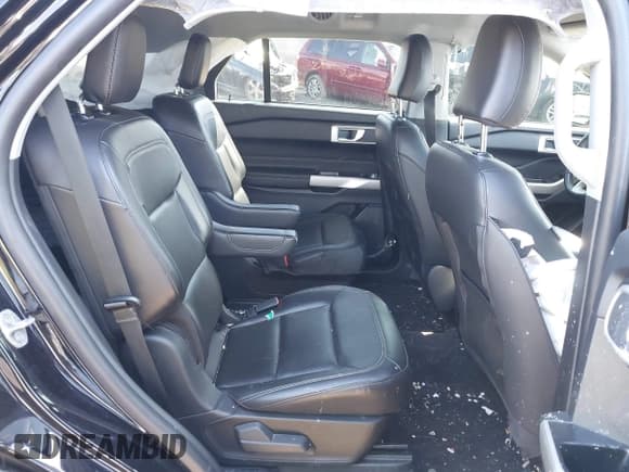 ✅ 2022 Ford Explorer XLT • VIN: 1FMSK8DH0NGA96191 • Lot: 41983762. Wystawiony na IAAI z przebiegiem 47 637 mil. Bezpłatny archiwum sprzedaży aukcyjnych z USA i szczegółowy raport historii pojazdu na DreamBid. Zdjęcie 8.