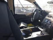 ✅ 2013 Chevrolet Tahoe Commercial • VIN: 1GNLC2E05DR266048 • Lot: 40848505. Wystawiony na IAAI z przebiegiem 95 459 mil. Bezpłatny archiwum sprzedaży aukcyjnych z USA i szczegółowy raport historii pojazdu na DreamBid. Zdjęcie 5.