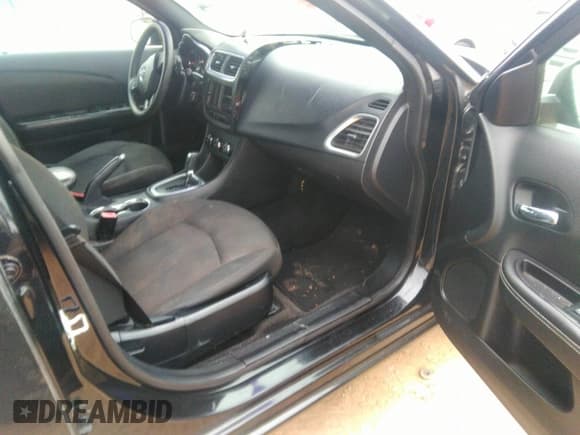 ✅ 2013 Dodge Avenger SE V6 • VIN: 1C3CDZAG4DN504856 • Lot: 41258564. Wystawiony na IAAI z przebiegiem 183 403 mil. Bezpłatny archiwum sprzedaży aukcyjnych z USA i szczegółowy raport historii pojazdu na DreamBid. Zdjęcie 5.