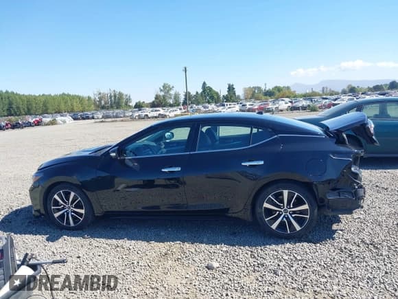 ✅ 2023 Nissan Maxima SV • VIN: 1N4AA6CV5PC510838 • Lot: 43033660. Wystawiony na IAAI z przebiegiem 54 812 mil. Bezpłatny archiwum sprzedaży aukcyjnych z USA i szczegółowy raport historii pojazdu na DreamBid. Zdjęcie 15.