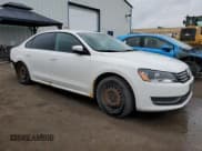 ✅ 2013 Volkswagen Passat Wolfsburg Edition • VIN: 1VWAH7A31DC007622 • Лот: 70897345. Опубликован ранее на Copart с пробегом 222 532 миль. Бесплатный доступ к архиву аукционных продаж из США и подробный отчёт об истории автомобиля на DreamBid. Изображение 4.