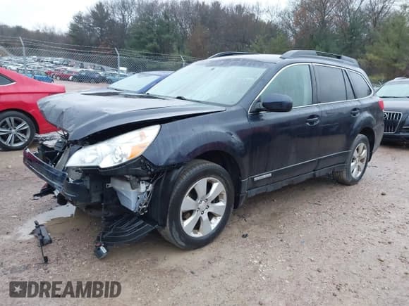 ✅ 2012 Subaru Outback Prem • VIN: 4S4BRCCC3C3218339 • Лот: 43725023. Опубликован ранее на IAAI с пробегом 408 908 миль. Бесплатный доступ к архиву аукционных продаж из США и подробный отчёт об истории автомобиля на DreamBid. Изображение 2.