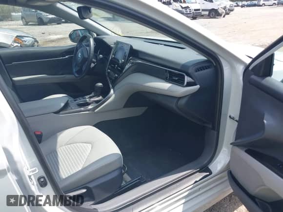 2023 Toyota Camry SE with VIN 4T1T11BK5PU089206, listed as a IAAI auction lot 42751729 with 14,798 mi miles and . Bid and sale history available at DreamBid. Image 5.