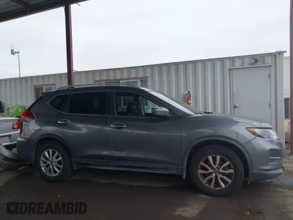✅ 2017 Nissan Rogue SV • VIN: JN8AT2MT1HW132662 • Lot: 43784599. Listed on IAAI with 173,754 mi. Free auction sales archive from the USA and detailed vehicle history report at DreamBid. Image 13.