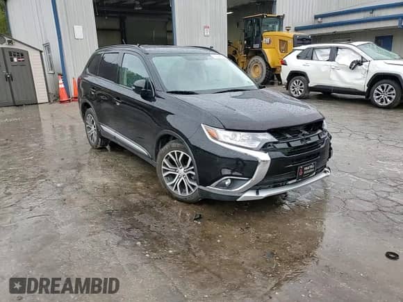 2016 Mitsubishi Outlander SE с VIN JA4AZ3A33GZ002751, выставлен на аукционе Copart как лот 85544855 с пробегом 109 304 миль миль и Списание • Salvage title. История ставок и продаж доступна на DreamBid. Изображение 14.