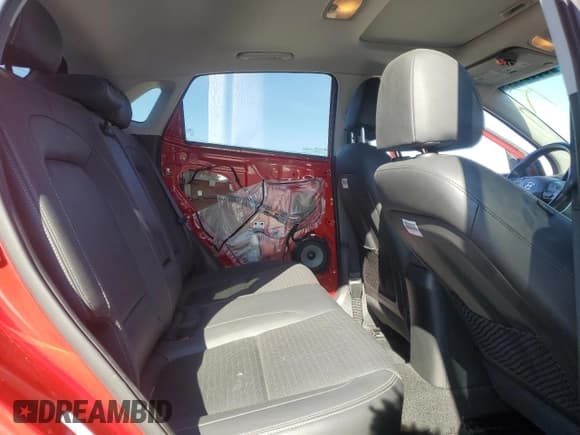 ✅ 2018 Hyundai Kona Limited • VIN: KM8K3CA56JU168436 • Лот: 50557534. Опубликован ранее на Copart с пробегом 48 395 миль. Бесплатный доступ к архиву аукционных продаж из США и подробный отчёт об истории автомобиля на DreamBid. Изображение 10.