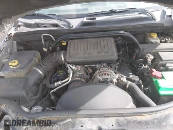 ✅ 2006 Jeep Commander • VIN: 1J8HH48N26C165812 • Lot: 42716853. Listed on IAAI with 217,101 mi. Free auction sales archive from the USA and detailed vehicle history report at DreamBid. Image 10.